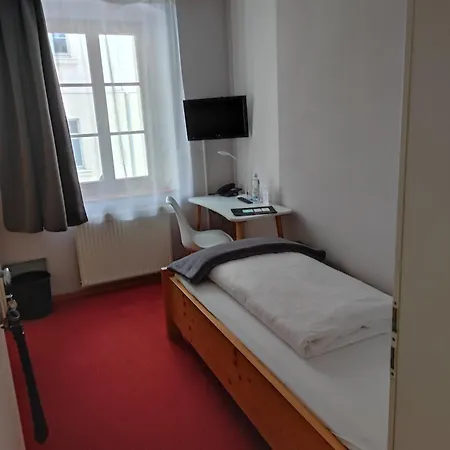 Hotel Blaue Blume 2*